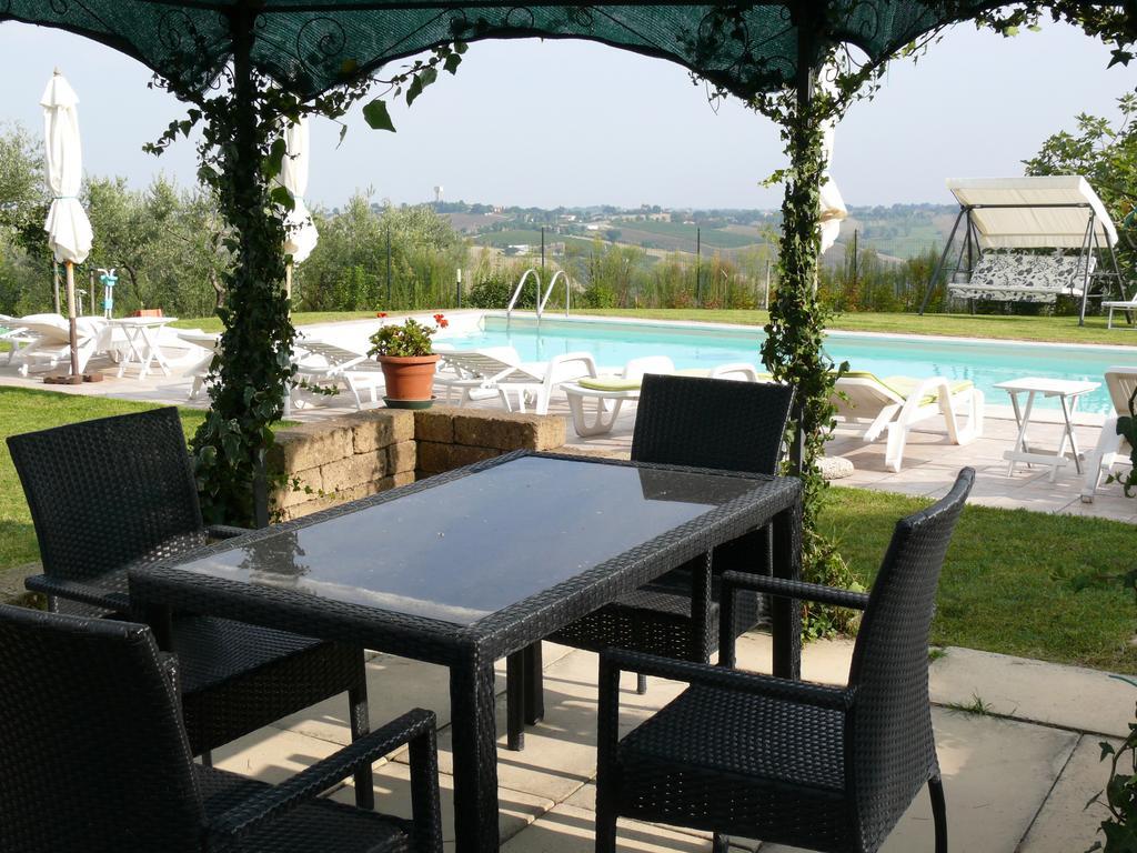 Agriturismo Al Rifugio Divino Belvedere Ostrense Exteriér fotografie