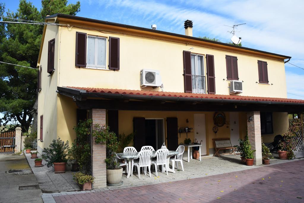 Agriturismo Al Rifugio Divino Belvedere Ostrense Exteriér fotografie