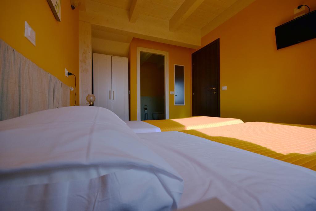 Agriturismo Al Rifugio Divino Belvedere Ostrense Exteriér fotografie